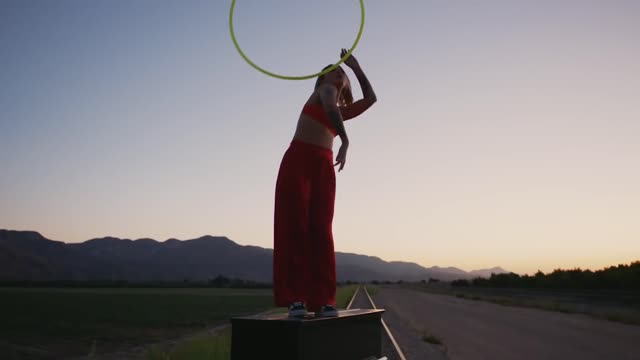Clean Bandit, Selena Gomez, & Julia Michaels - I Miss You - Hands To Myself (Mashup)