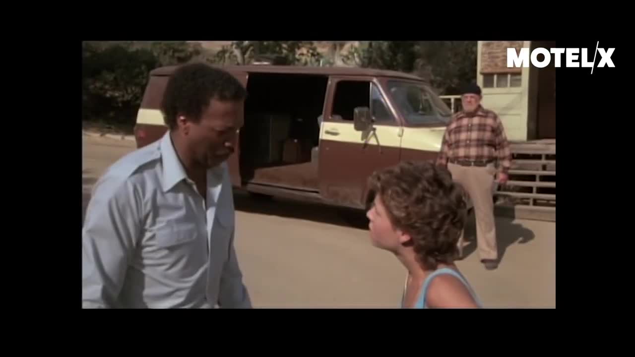 White Dog (1982) # Trailer