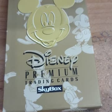 Opening Disney Premium Cards