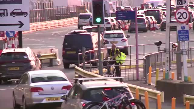 Long queues at Britain's gateway to Europe