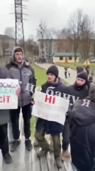 Ukraine nationalists storm Ukranian Orthodox Church and demand parishioners sing national anthem