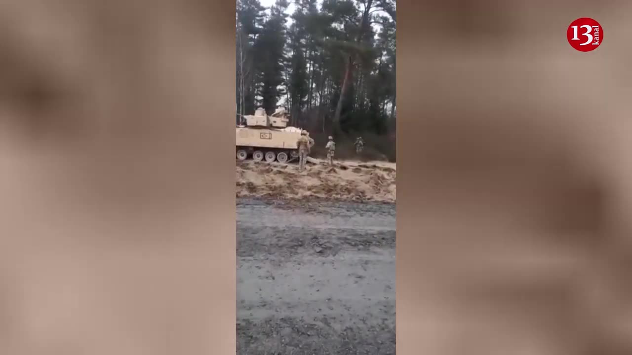 Ukrainian army preparing for battle with US-provided "Bradley" infantry fighting vehicles