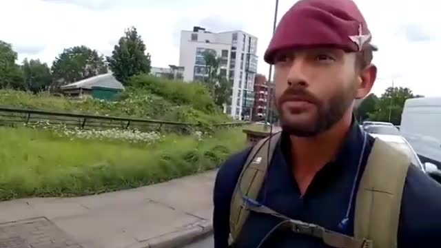 UK: ex paratrooper knows what the globalists are upto..