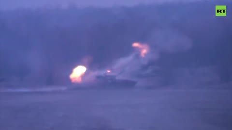 At the disposal of RT, a video of the work of the artillery of the LPR appeared