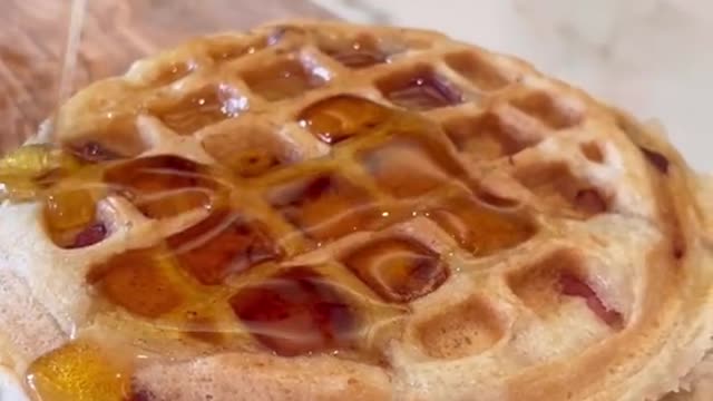 Bacon waffles 😮💨 #grubspot #bacon #waffles #breakfast #food #foodtiktok