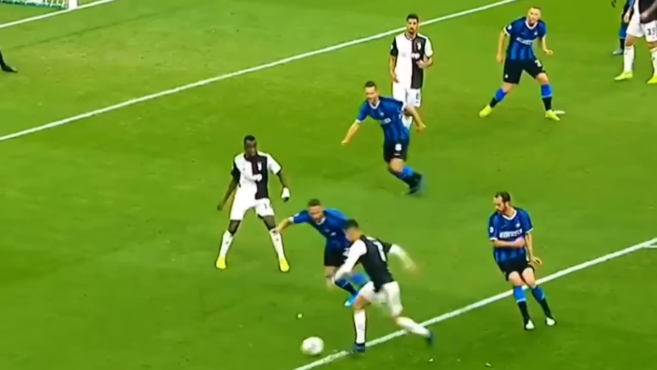 Ronaldo Rare Freestyle Skills in Matches