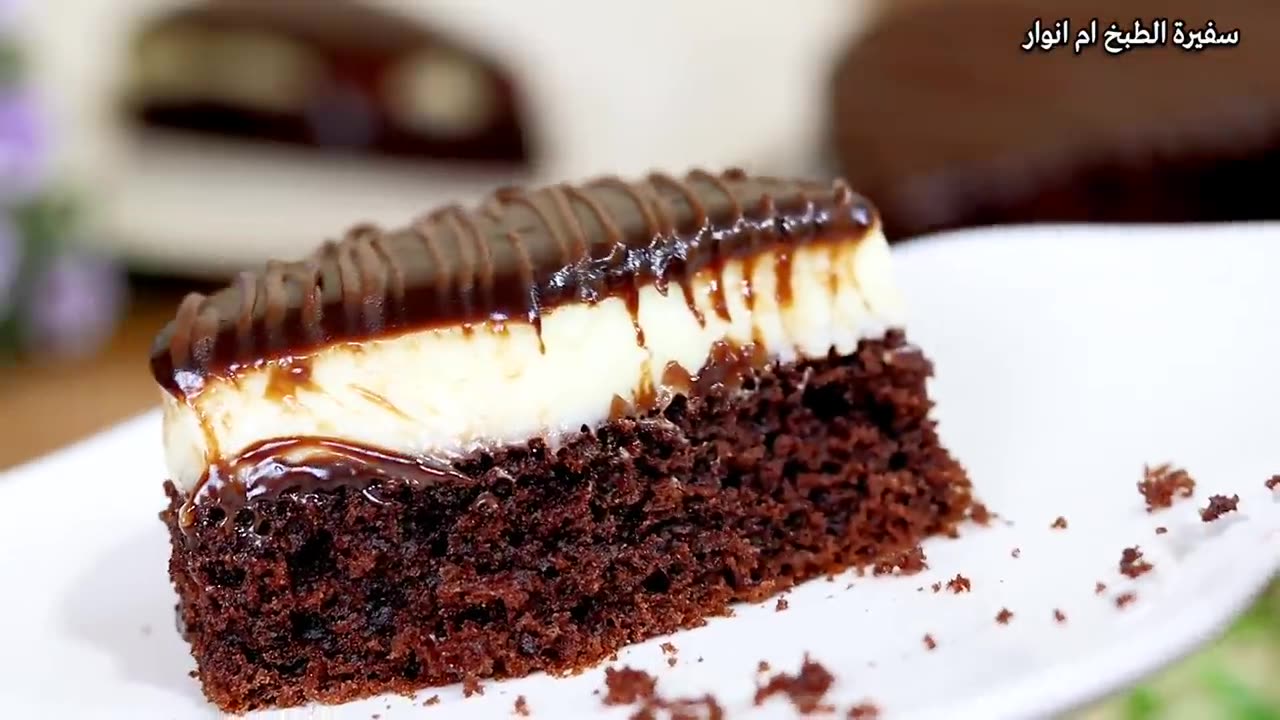 A quick and easy economical 3-layer chocolate cake without a mixer, without cream, without chocolate