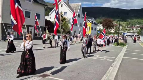 Massive crowds turned out in Norway today to celebrate constitution day and