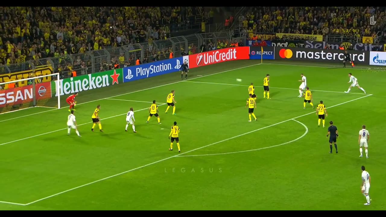 Ronaldo Offside Trap