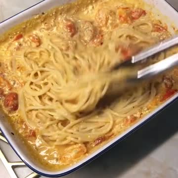 Feta & tomato pasta🍝 so yummy you must try it 🔥