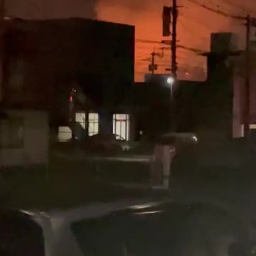 Large fire in Oita city right after M6.4 earthquake in Japan