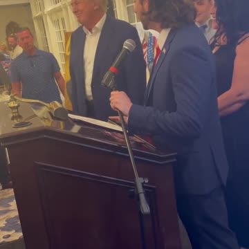 Trump Impersonator Does EPIC Impression Right In Front Of Trump