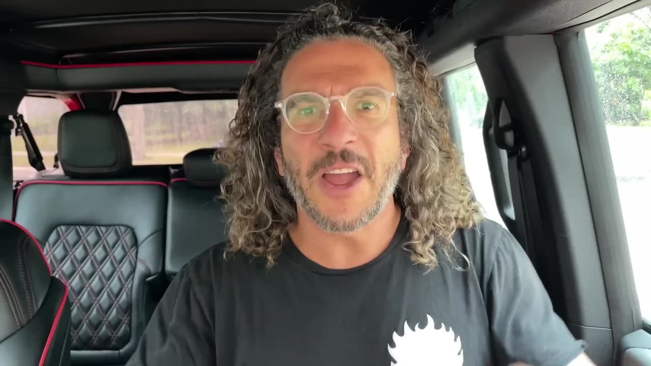 VAX ... MONTREAL MAYOR COLLAPSES