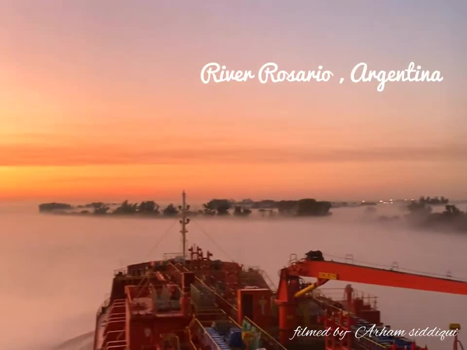 Life at sea || Rosario river transit , Argentina||