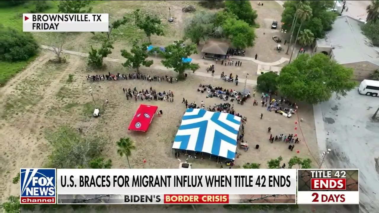 Illegal border crossers line up ahead of expiration of Title 42