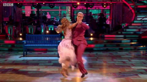 Maisie and Gorka Quickstep to When You're Smiling ✨ Week 6 ✨ BBC Strictly 2020