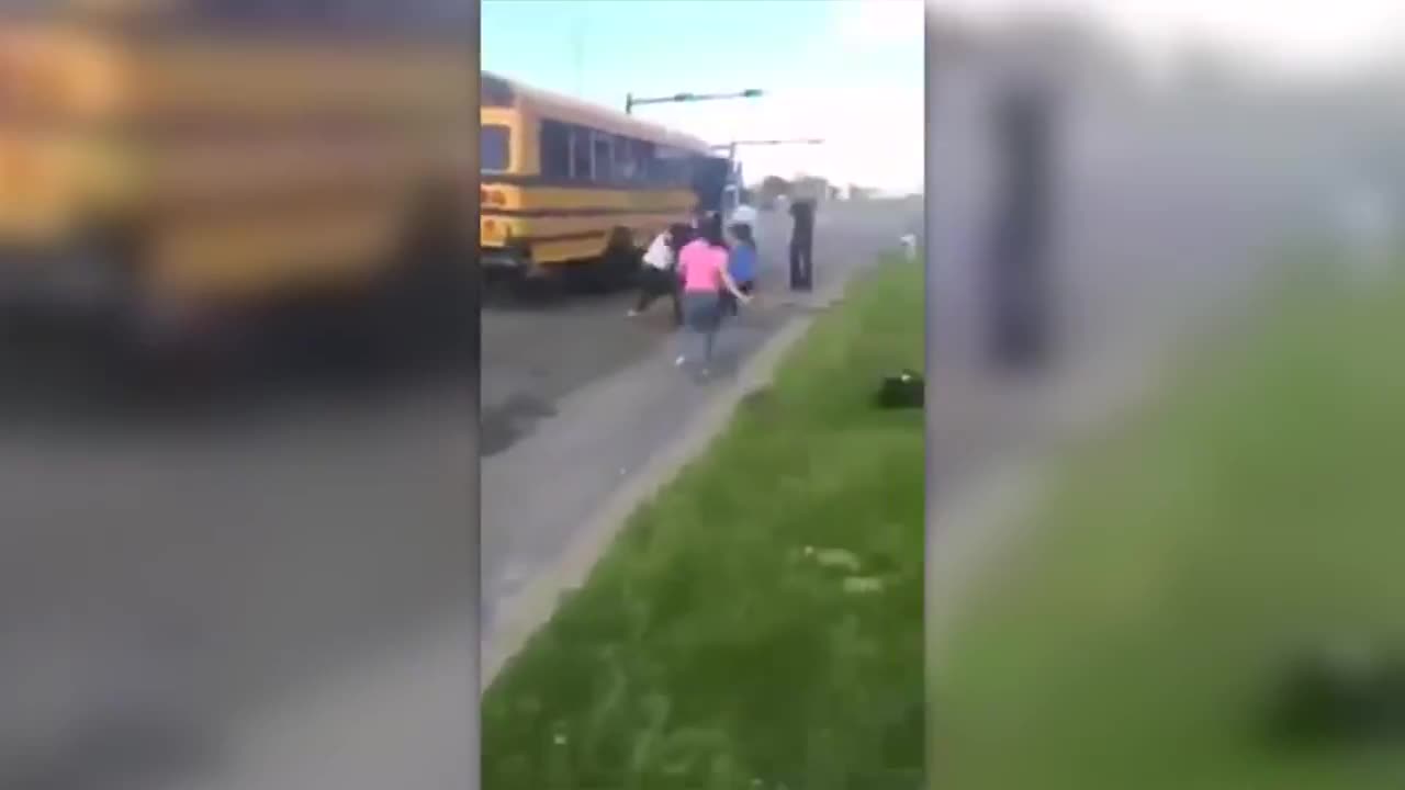 Ratchet Family Hijacks Bus And Starts Fight