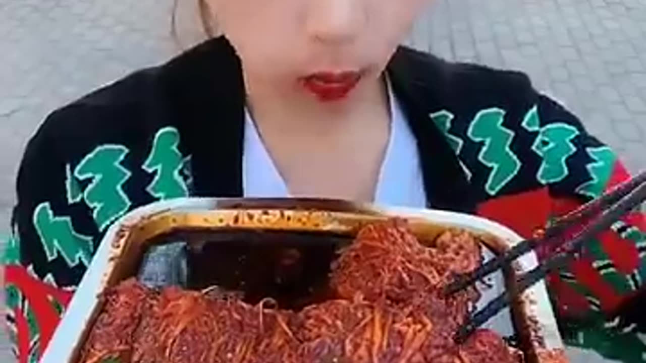 chinese eating spicy food challenge