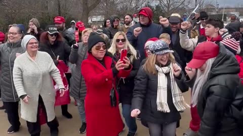 Flash Mob in Staten Island NY does the Trump victory dance.