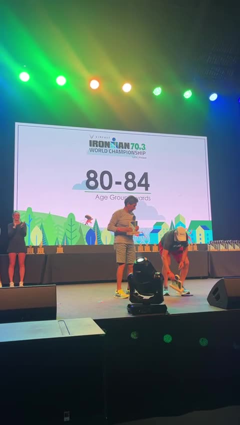 Efraín Delgado, ganador del IroMan categoría 80 años.
