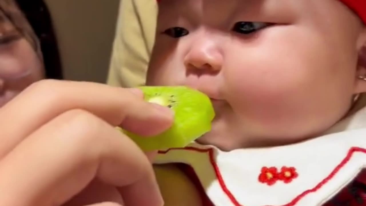 Baby's First Kiwi Surprise