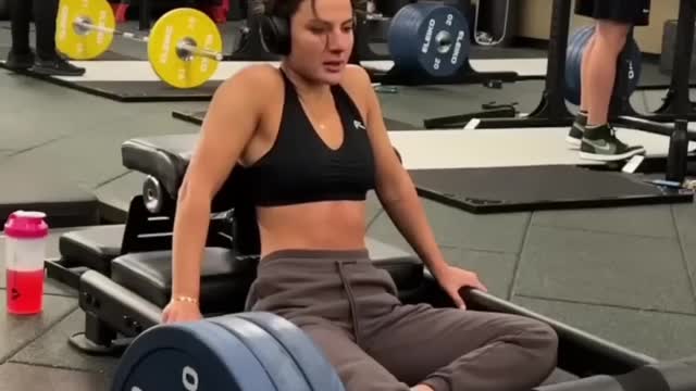 MY FACE AT THE GYM | Krissy Cela