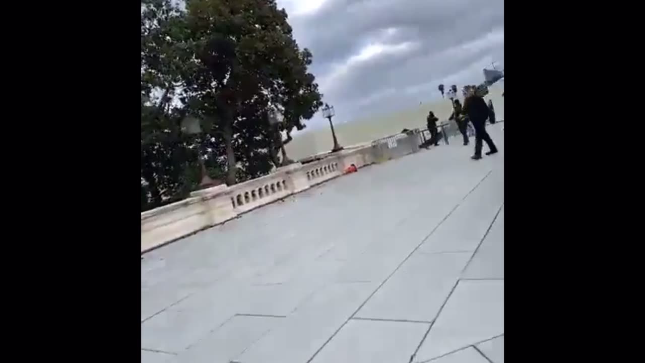 Capitol police officer putting on his Anitfa gear to go start a riot on Jan 6 J6