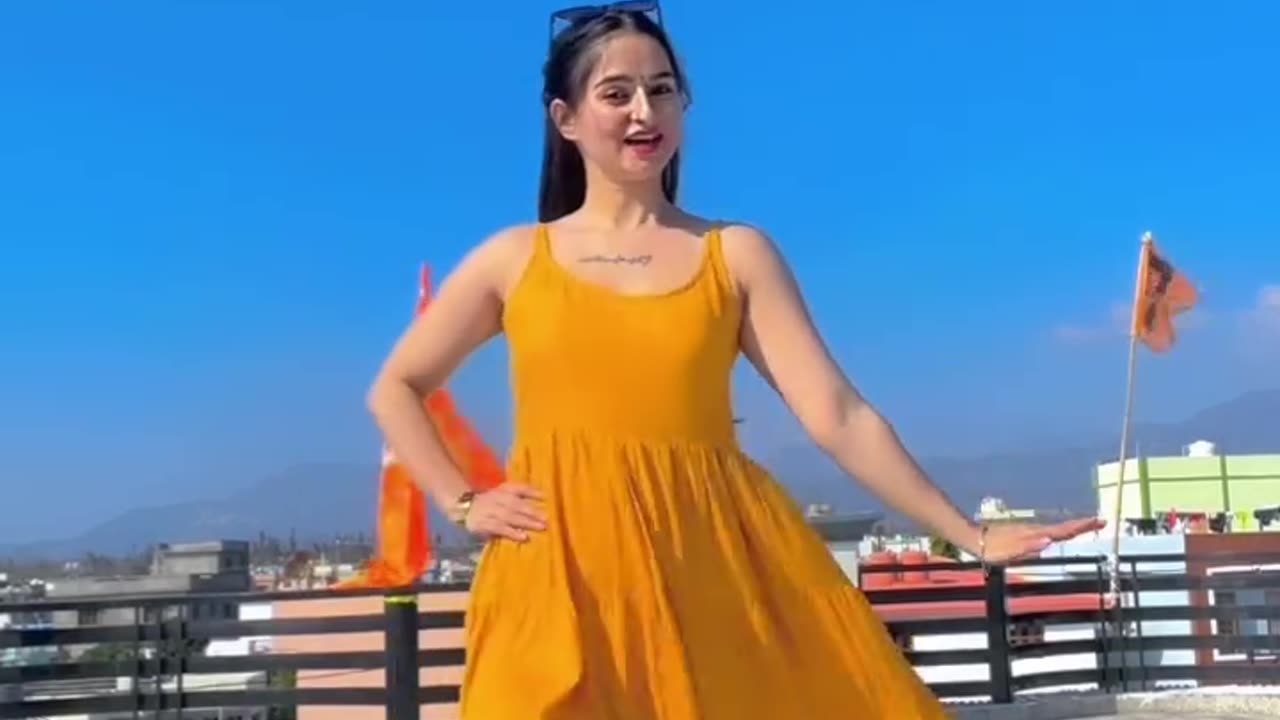 Cute girls dance