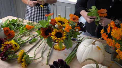 Transitional Flower Arranging: Halloween to Fall