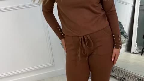 Newness we got you .. how UNREAL is this new tracksuit!