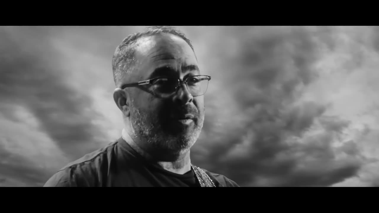 Aaron Lewis - Am I The Only One (Official Music Video)