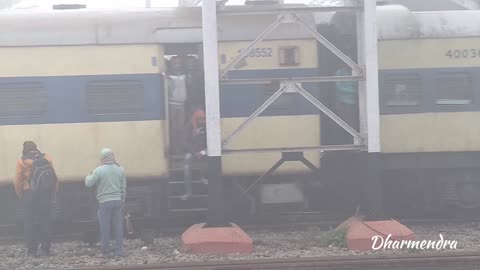 Vande Bharat Express arrived in the mist and disappeared in the mist Patna Bihar India