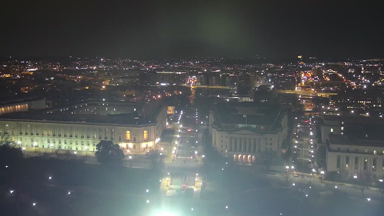 Camera0901USCDLADomeSouth_2021-01-06_Starting_at_04h20min01s387ms.mp4