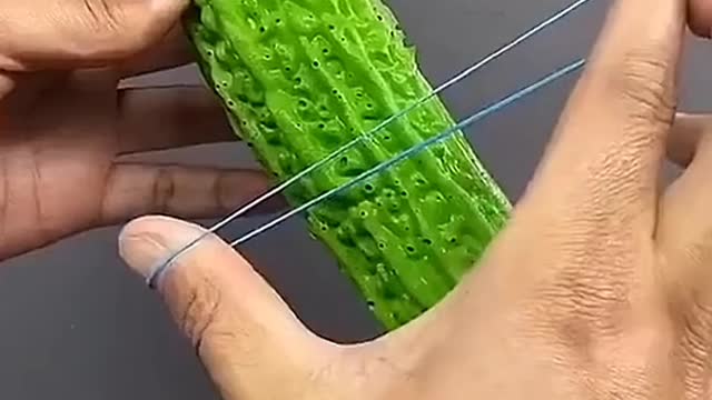 Take the rubber band through the cucumber, a magic secret