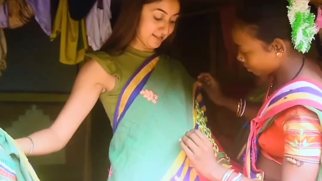 Foreign model girl wearing santali panchi saree