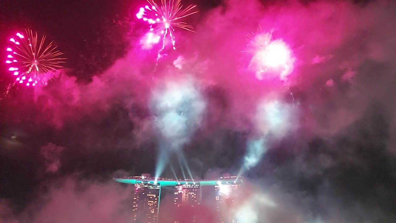 Singapore new year's ever firework display2024