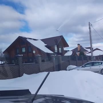 The burning Russian military transport aircraft Il-76 tried to escape at the P1