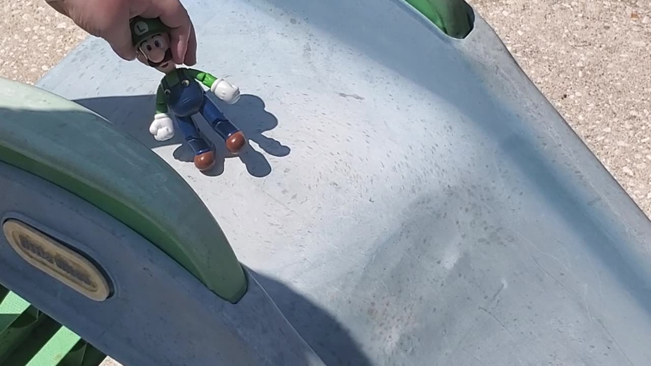 Luigi - Slide Test