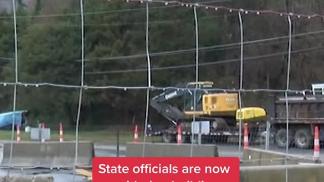 A giant sinkhole is threatening to swallow up a police department building in West Virginia