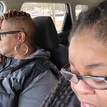 Lady finds out she's a month overdue, maybe pregnant #jokeoftheday