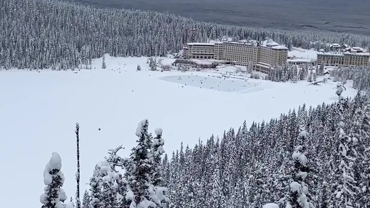 2 Hiking Fairview lookout in winter