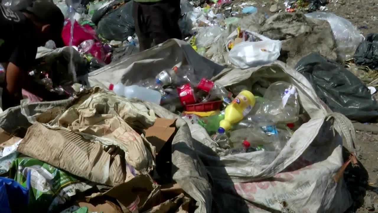Argentines feel the pain of 100% inflation