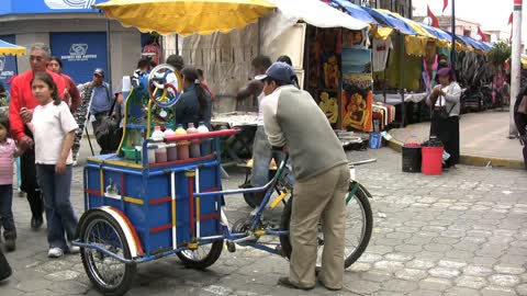 Ecuador Otovalo market with vendor