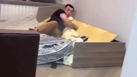 Bed blast funny video 😂🤣🤣