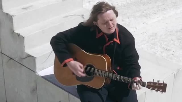 an acoustic version of Pointless on some weird steps x #handsomecelebrity #lewiscapaldi #pointles