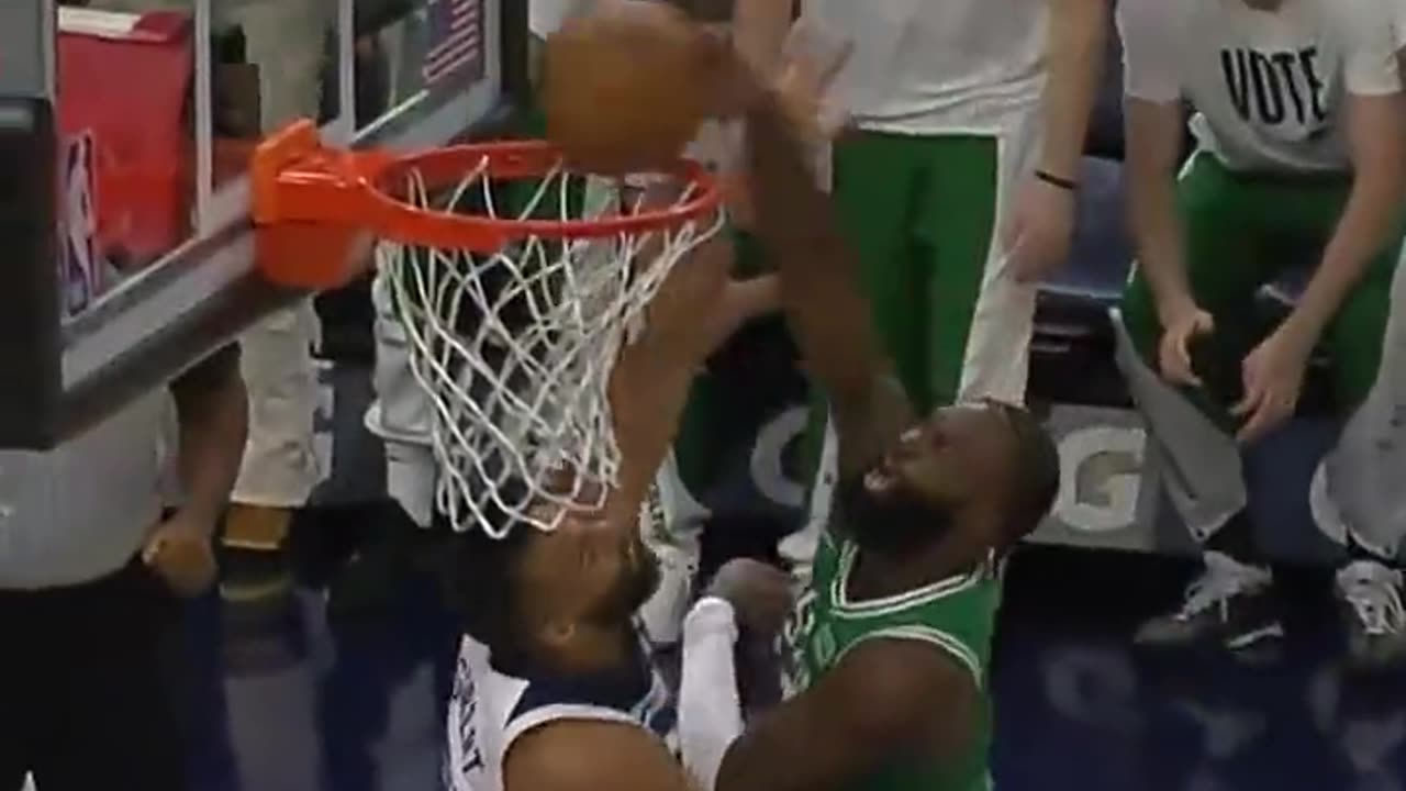 JAYLEN BROWN ON RUDY GOBERT 😤