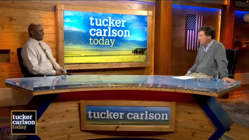 Tucker Carlson Today with Coach Mac Stephens | Bridging the Divide