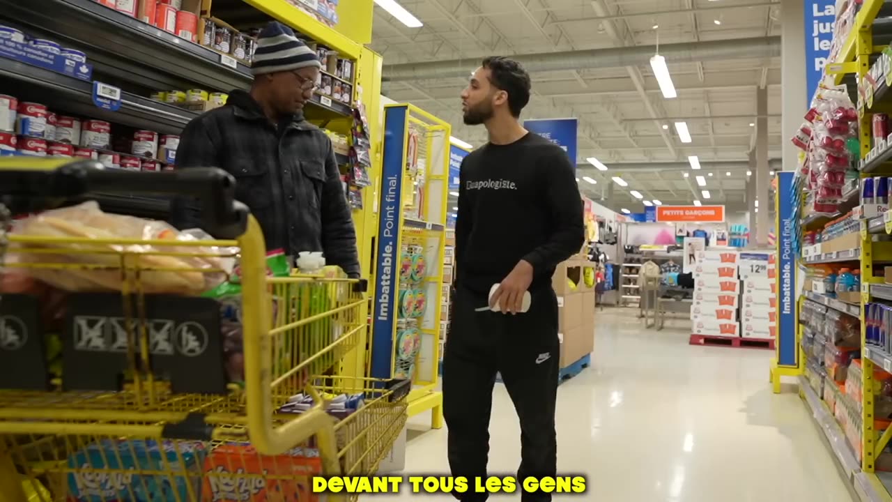 PÉTER SUR LES GENS À L'ÉPICERIE 8 (PRANK)