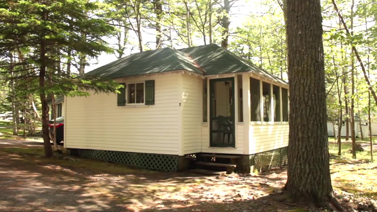 Hinckley's Dreamwood Cottages in Bar Harbor, Maine