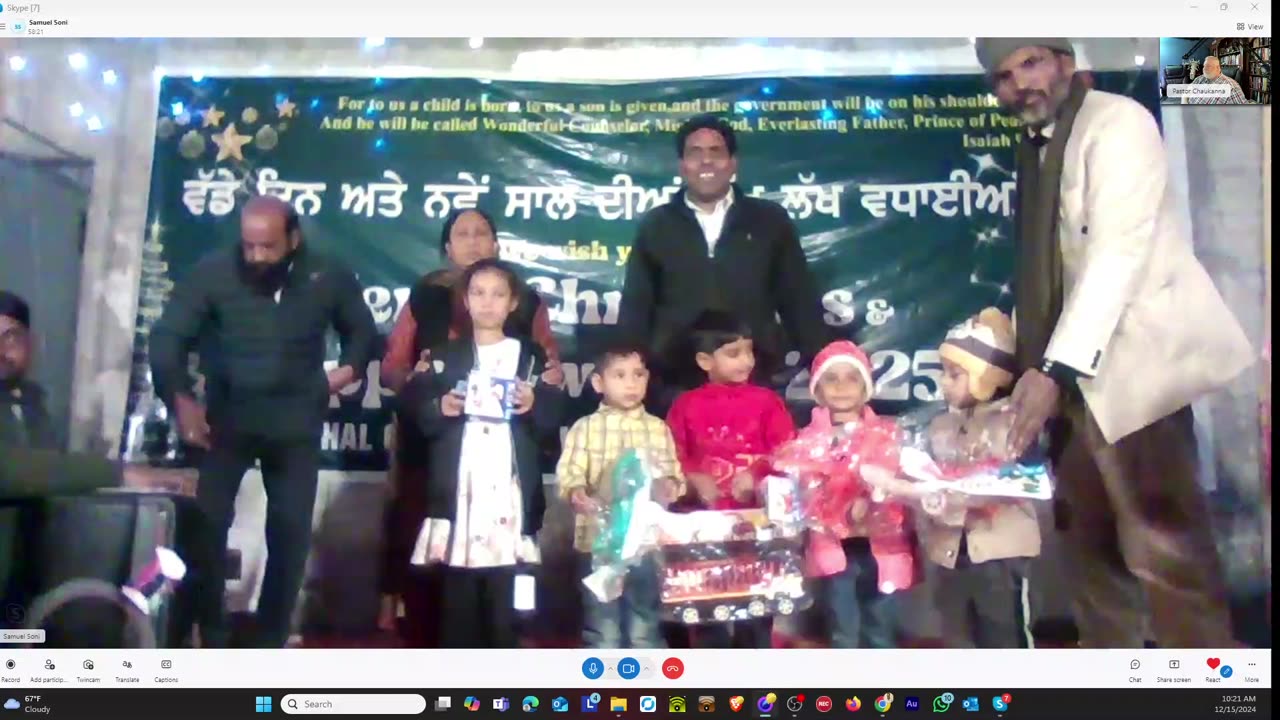 Blessing Orphans with Toys for Christmas Punjab India